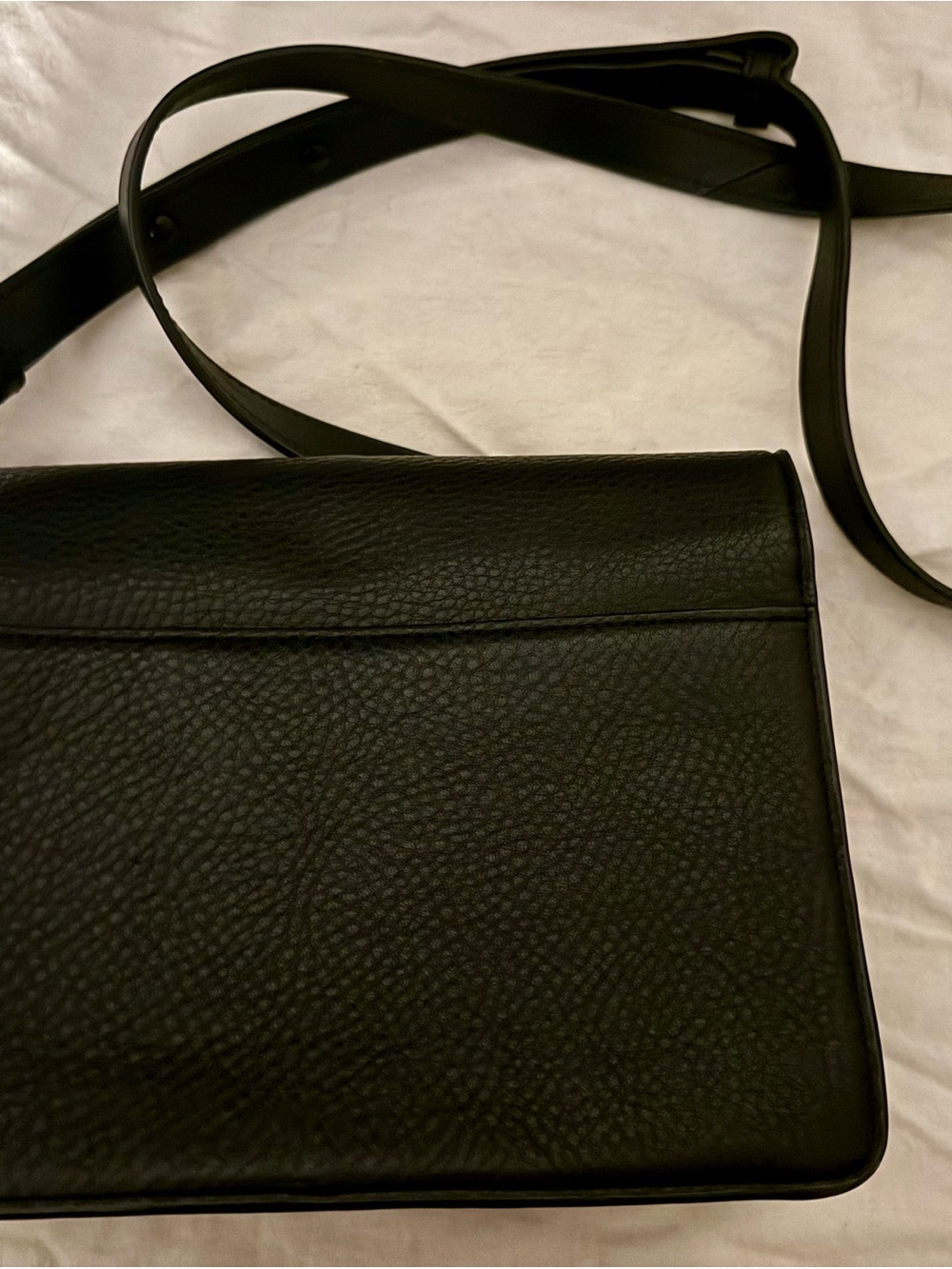 Dagne DoverClassic Black Leather Crossbody Bag